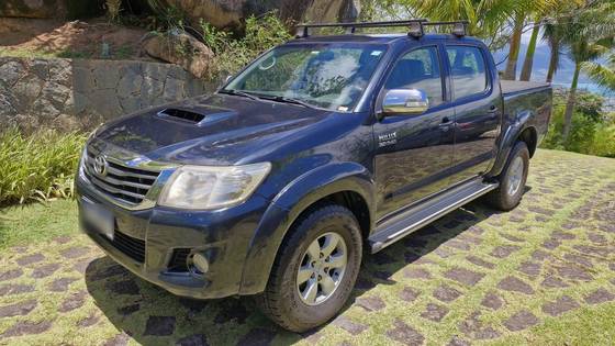 TOYOTA HILUX 3.0 SRV 4X4 CD 16V TURBO INTERCOOLER DIESEL 4P AUTOMÁTICO
